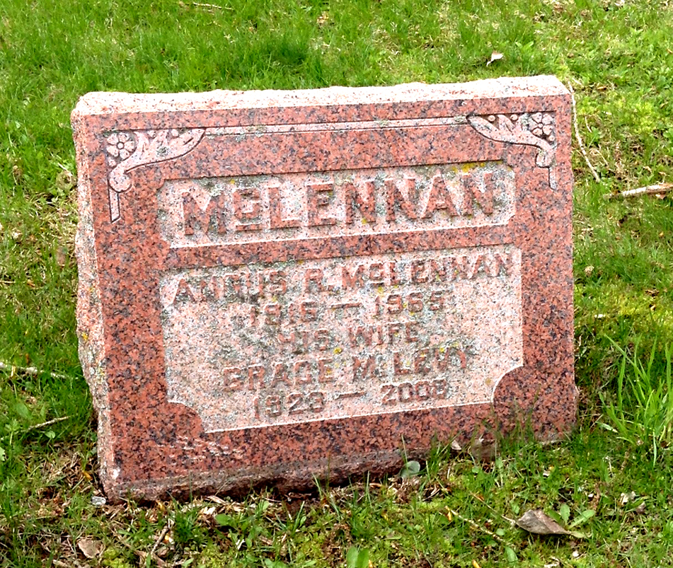 Photo of headstones/Angus R McLennan 1916-1965 hdstn Cornwall Woodlawn cem ON